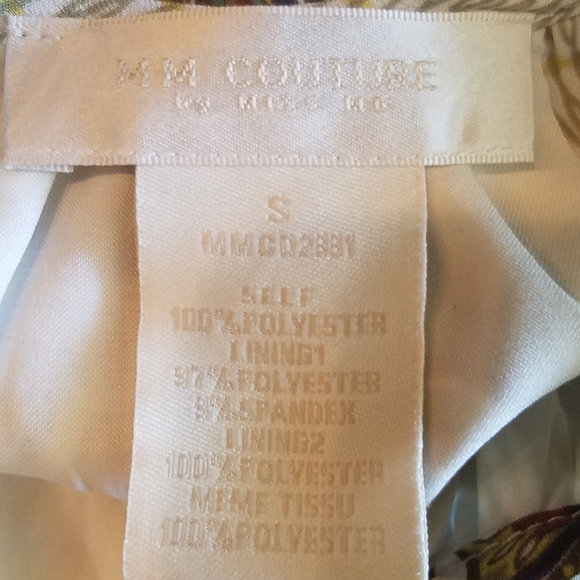 ⬇️ MM Couture dress, cut out open back yellow & green paisley maxi - Picture 14 of 16